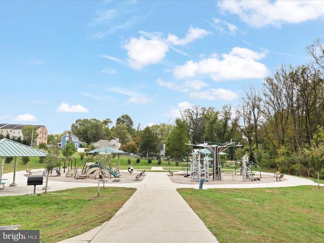 908 EVERS AVE, Capitol Heights, MD 20743