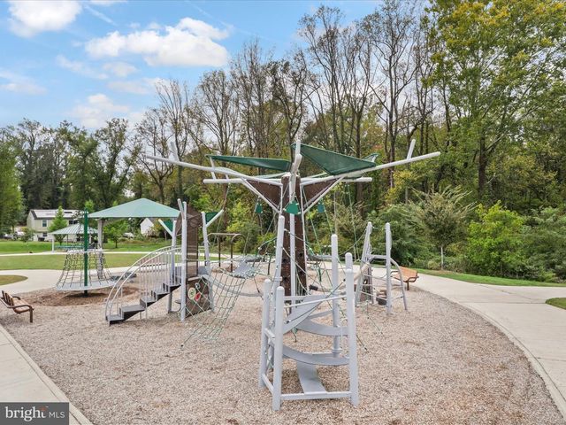 908 EVERS AVE, Capitol Heights, MD 20743