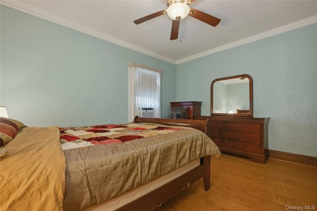 969 Gabriel Avenue, Franklin Square, NY 11010