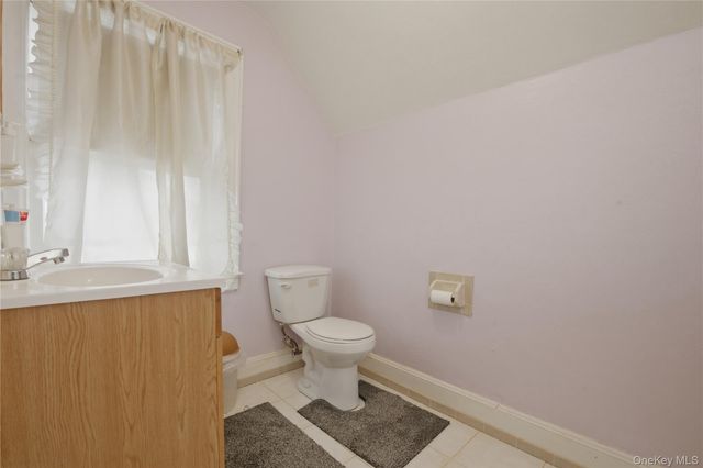 969 Gabriel Avenue, Franklin Square, NY 11010