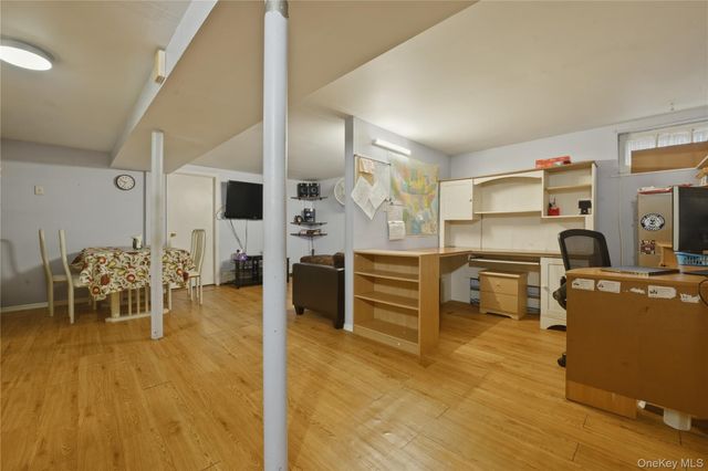 969 Gabriel Avenue, Franklin Square, NY 11010