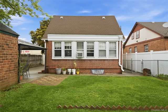 969 Gabriel Avenue, Franklin Square, NY 11010