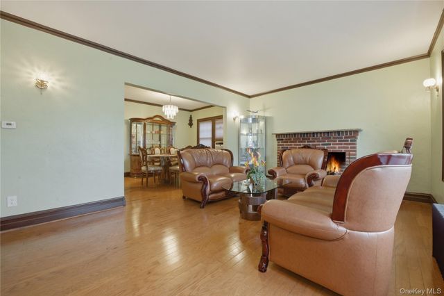 969 Gabriel Avenue, Franklin Square, NY 11010