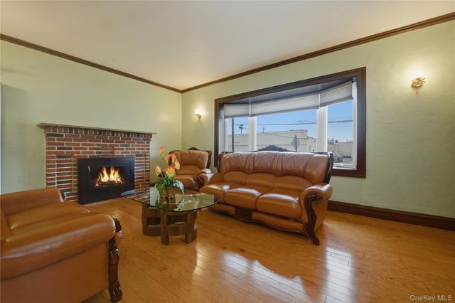 969 Gabriel Avenue, Franklin Square, NY 11010