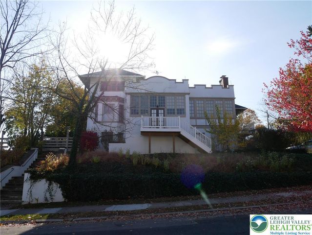 2110 West Walnut Street E, Allentown City, PA 18104