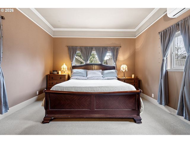 646 B St, Springfield, OR 97477