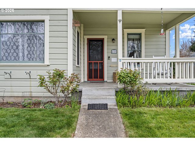 646 B St, Springfield, OR 97477