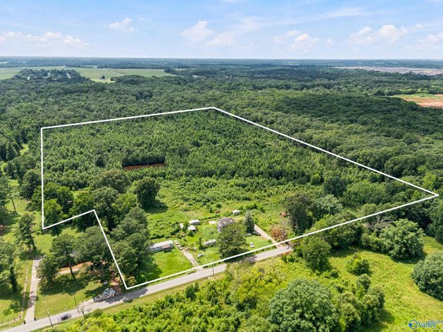 460 Jimmy Fisk Road, Hazel Green, AL 35750