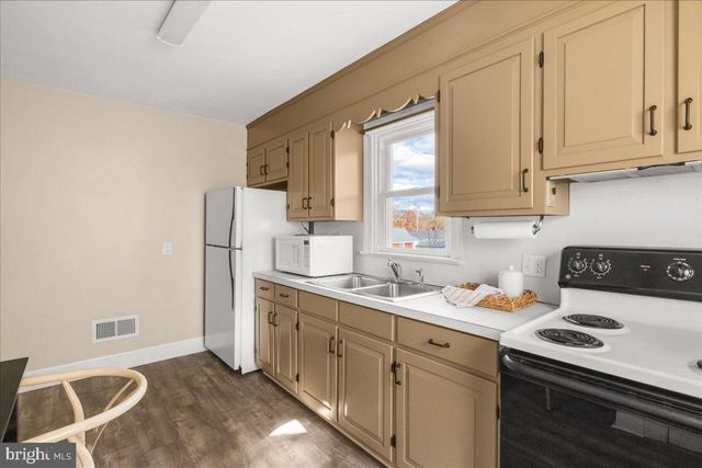 312 SHAWNEE AVE, Winchester, VA 22601