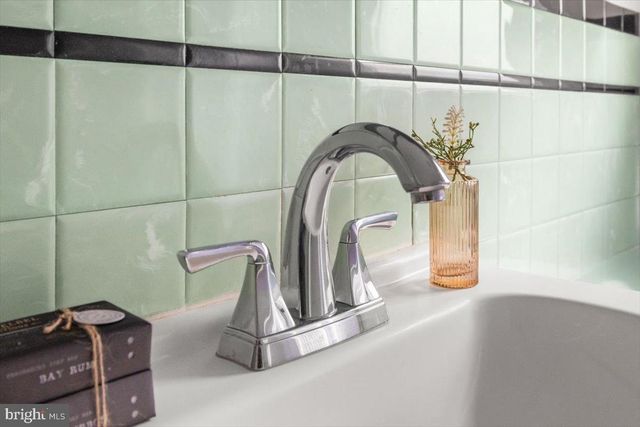 312 SHAWNEE AVE, Winchester, VA 22601