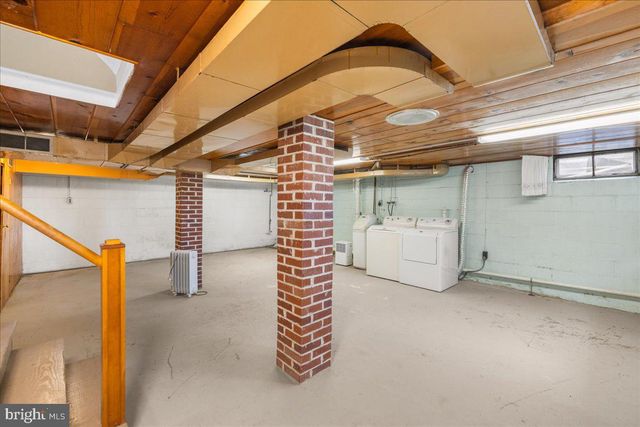 312 SHAWNEE AVE, Winchester, VA 22601