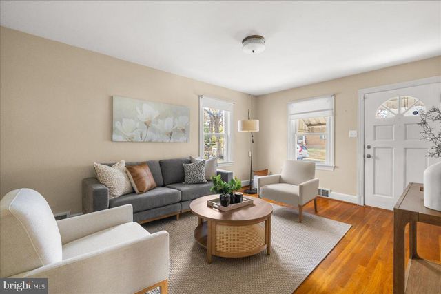 312 SHAWNEE AVE, Winchester, VA 22601