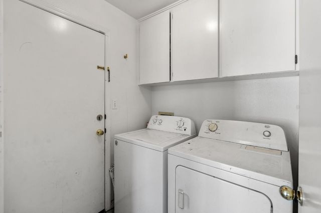 2202 E Chennault Avenue, Fresno, CA 93720