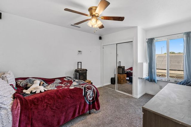 2202 E Chennault Avenue, Fresno, CA 93720