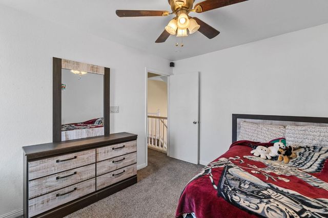 2202 E Chennault Avenue, Fresno, CA 93720