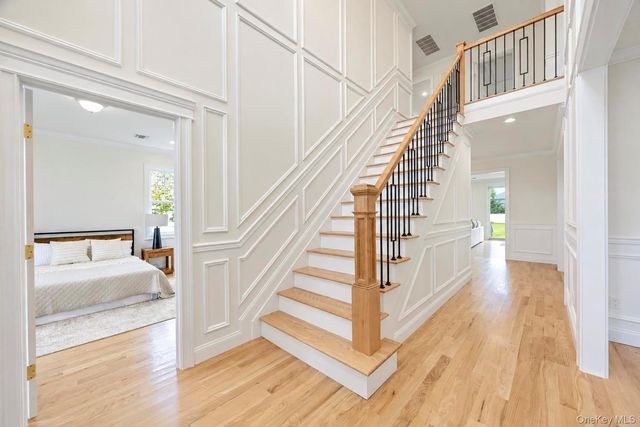 89 West Avenue, Hicksville, NY 11801