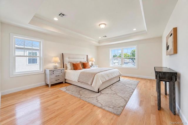 89 West Avenue, Hicksville, NY 11801
