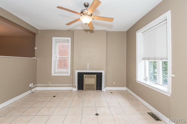 3712 S Jefferson Avenue, St Louis, MO 63118