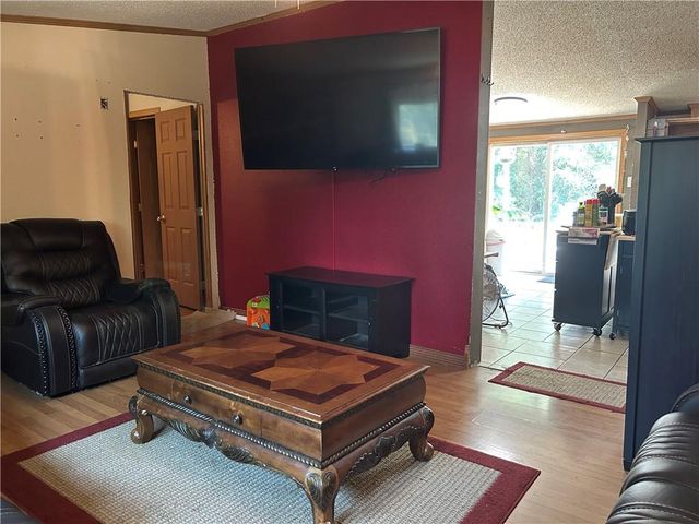 28846 251st Street, Easton, KS 66020