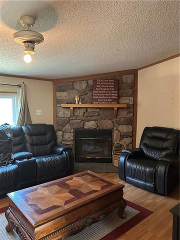 28846 251st Street, Easton, KS 66020