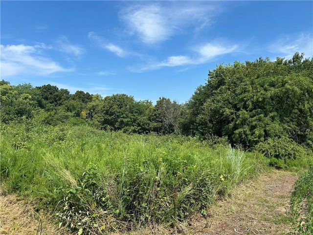 28846 251st Street, Easton, KS 66020