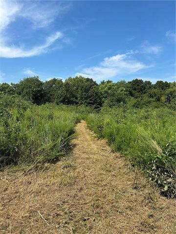 28846 251st Street, Easton, KS 66020