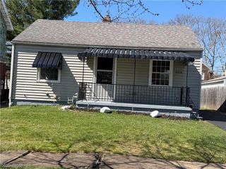 438 Grant Street, Mcdonald, OH 44437