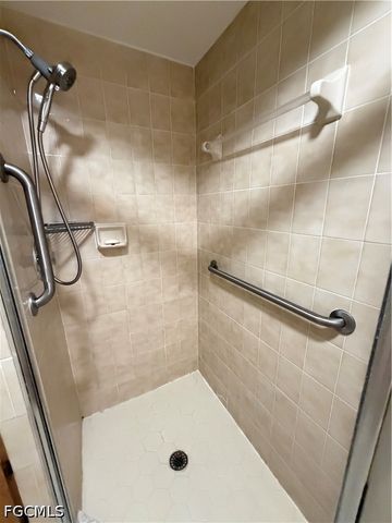 3437 Clubview DR, North Fort Myers, FL 33917