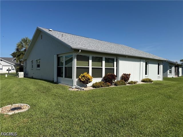 3437 Clubview DR, North Fort Myers, FL 33917