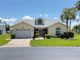 3437 Clubview DR, North Fort Myers, FL 33917