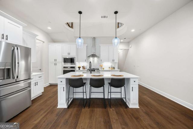 118 Via Roma, Woodstock, GA 30188