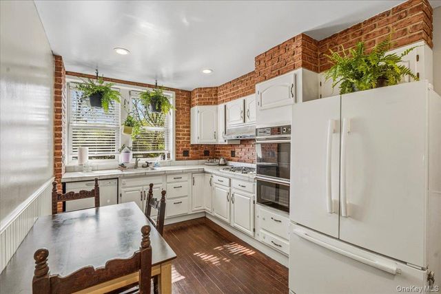 70-03 37th Avenue, Jackson Heights, NY 11372