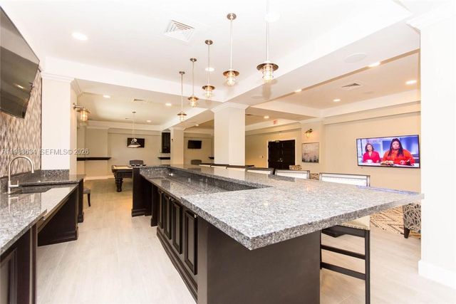 2501 S OCEAN DR 411, Hollywood, FL 33019