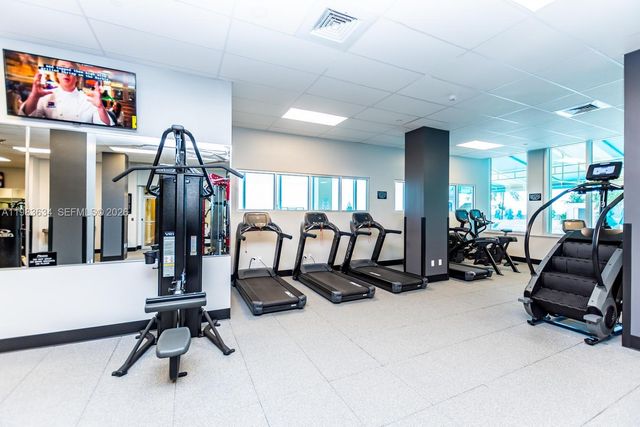 2501 S OCEAN DR 411, Hollywood, FL 33019