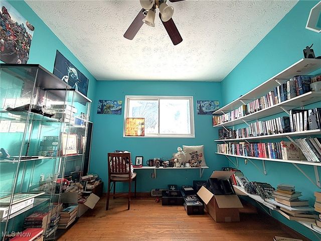 737 Dunny Avenue, Sheffield Lake, OH 44054