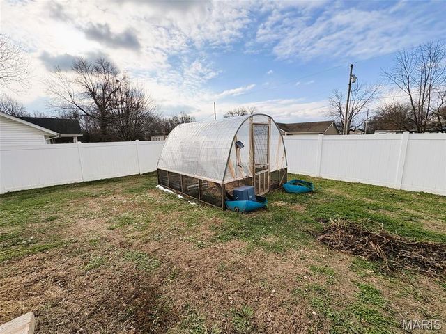 14 Dogwood Court, Montgomery City, MO 63361