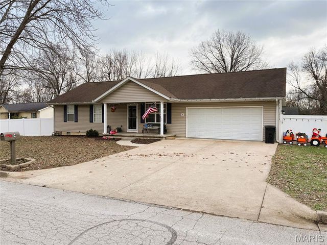 14 Dogwood Court, Montgomery City, MO 63361