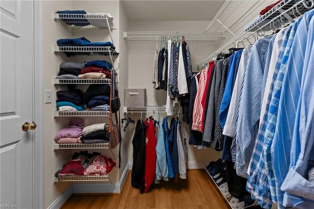 1513 Bordeaux PL, Norfolk, VA 23509