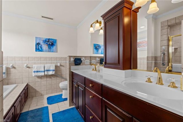 1513 Bordeaux PL, Norfolk, VA 23509