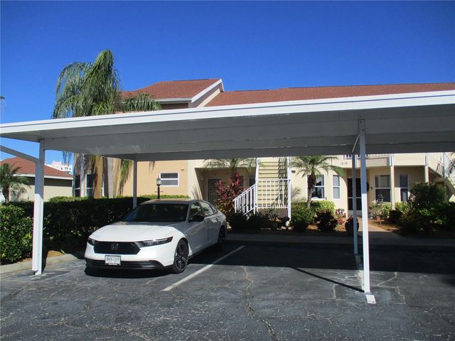 1620 FAIRWAY TRACE A, Palmetto, FL 34221