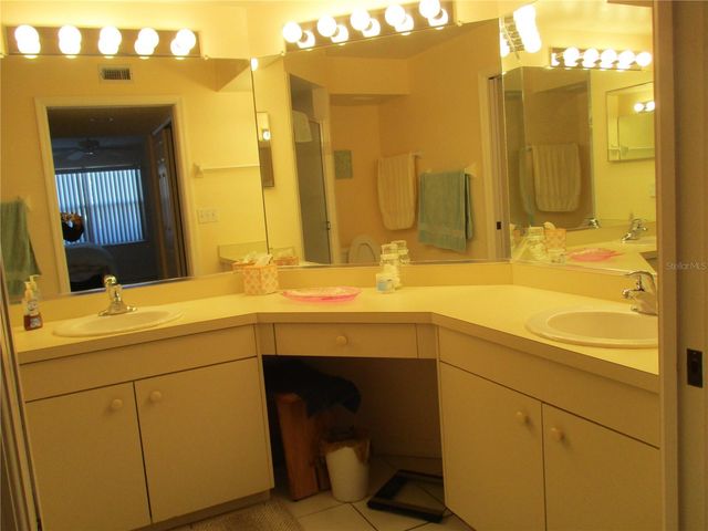 1620 FAIRWAY TRACE A, Palmetto, FL 34221