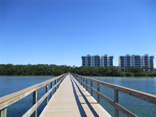 1620 FAIRWAY TRACE A, Palmetto, FL 34221