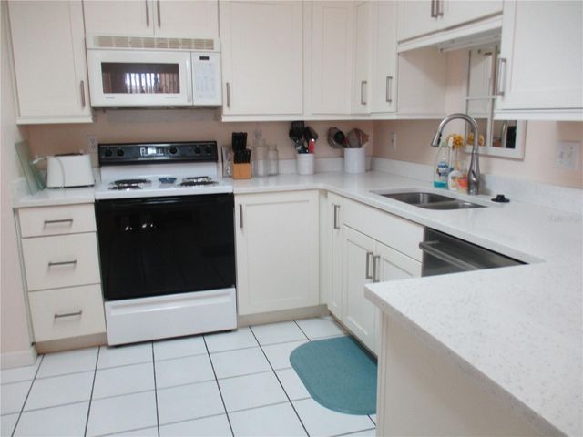 1620 FAIRWAY TRACE A, Palmetto, FL 34221