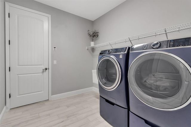 9133 WARM SPRINGS CIRCLE, Parrish, FL 34219