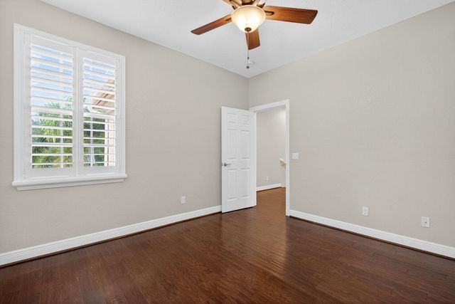 5072 Dulce Court, Palm Beach Gardens, FL 33418