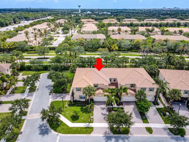 5072 Dulce Court, Palm Beach Gardens, FL 33418