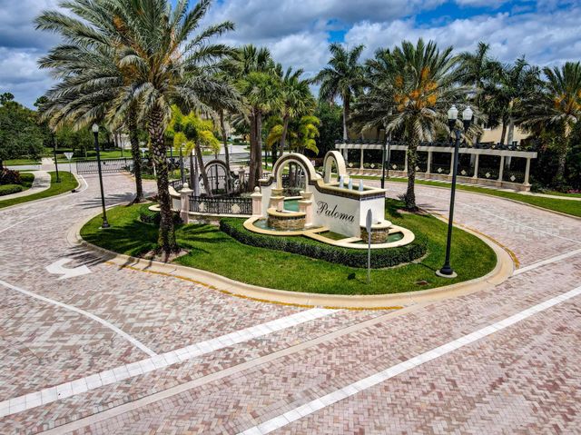 5072 Dulce Court, Palm Beach Gardens, FL 33418