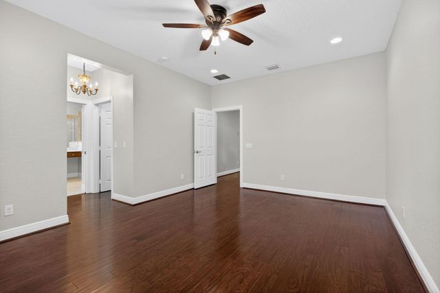 5072 Dulce Court, Palm Beach Gardens, FL 33418