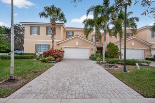 5072 Dulce Court, Palm Beach Gardens, FL 33418
