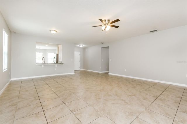 571 AUTUMN STREAM DRIVE, Auburndale, FL 33823